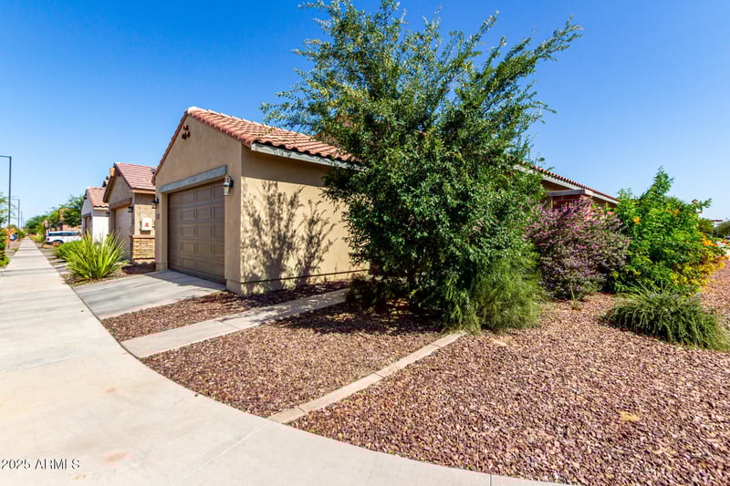 14233 Georgia Dr, Surprise, AZ 85379
