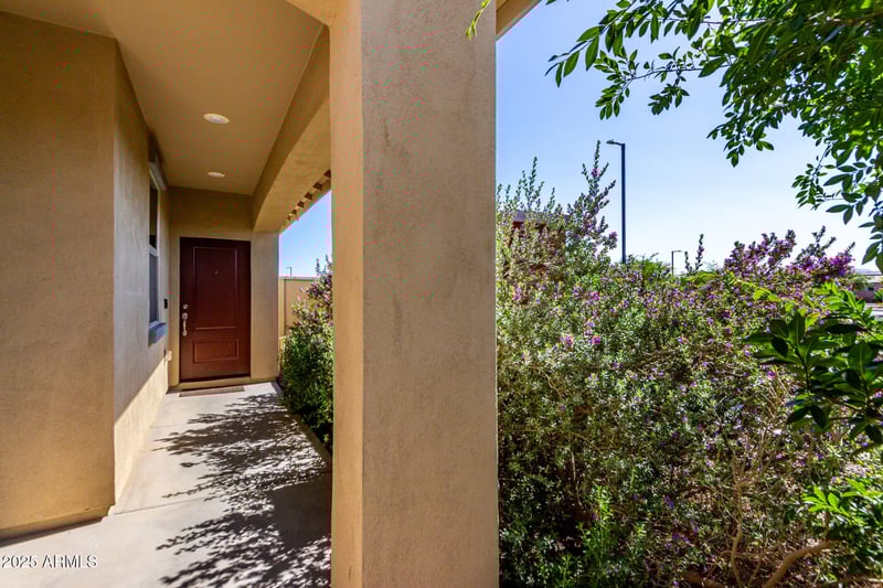 14233 Georgia Dr, Surprise, AZ 85379