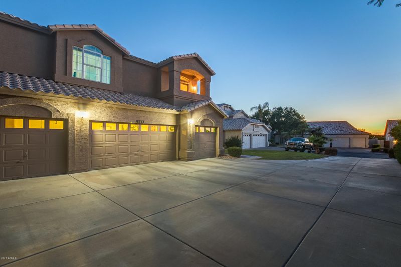 14233 N 16th Pl, Phoenix, AZ 85022