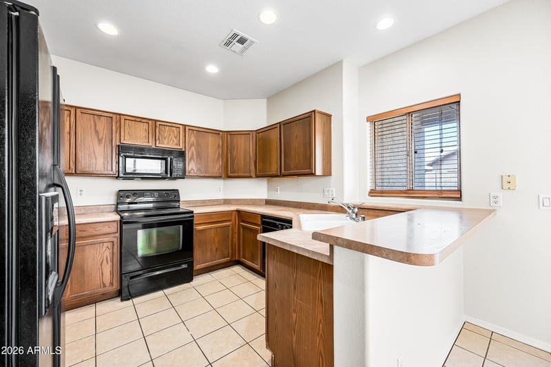14236 Columbus Ave, Goodyear, AZ 85395