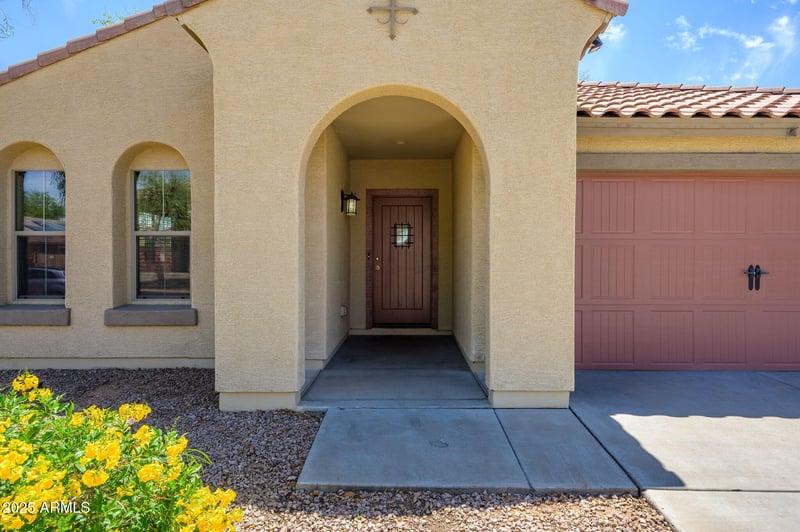 14237 Aster Dr, Surprise, AZ 85379