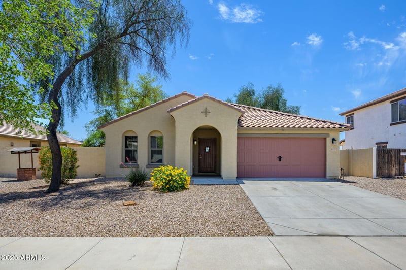 14237 Aster Dr, Surprise, AZ 85379
