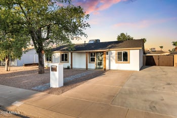 14237 38th Pl, Phoenix, AZ 85032