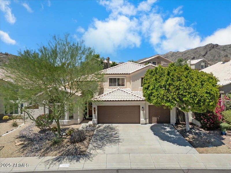 14238 8th St, Phoenix, AZ 85048