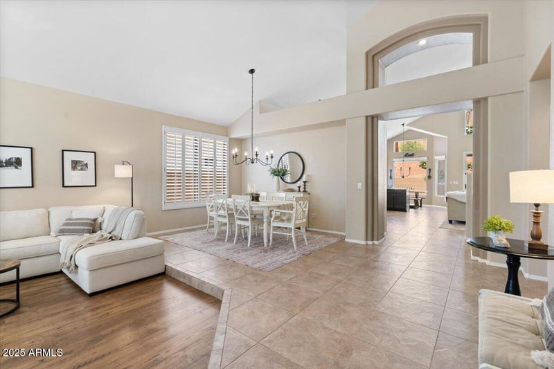14238 8th St, Phoenix, AZ 85048