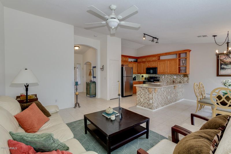 1424 E Riviera Dr, Chandler, AZ 85249