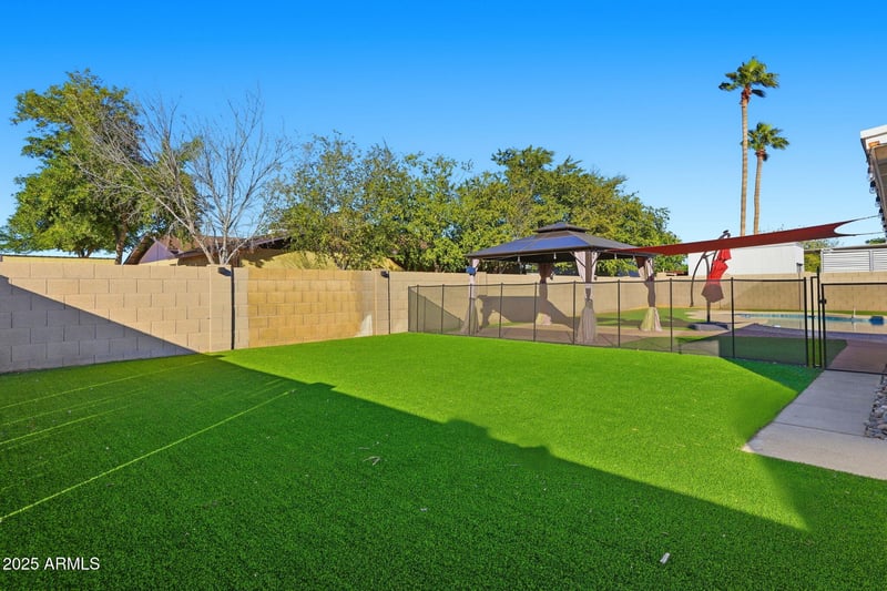 1424 El Moro Ave, Mesa, AZ 85204