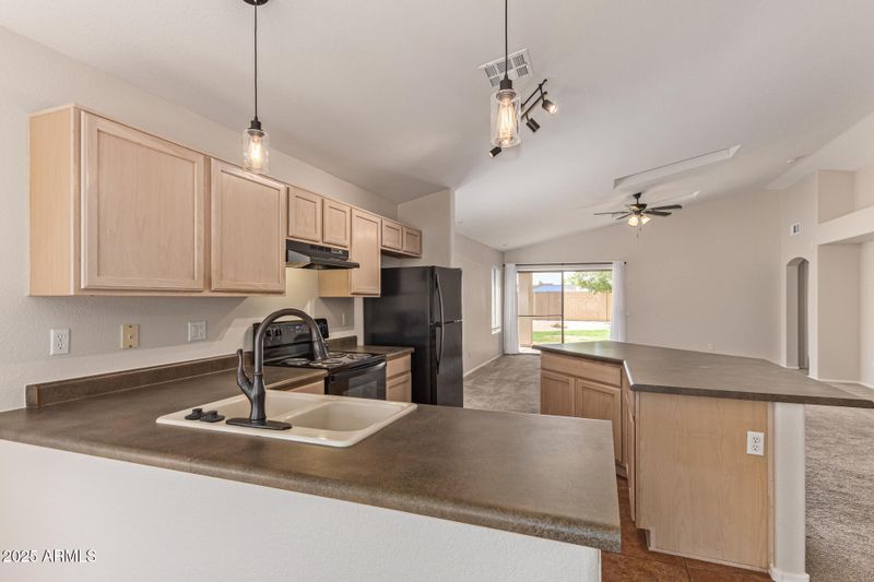 1424 W Mead Dr, Chandler, AZ 85248