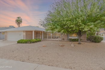 14240 Crimson Dr, Sun City, AZ 85351