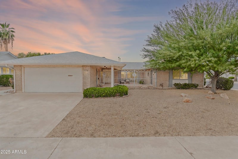 14240 Crimson Dr, Sun City, AZ 85351