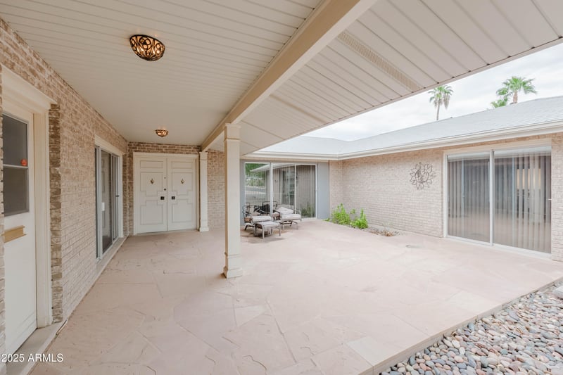 14240 Crimson Dr, Sun City, AZ 85351