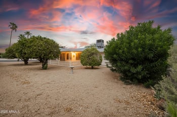 14240 Crimson Dr, Sun City, AZ 85351