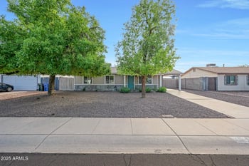 14247 37th Pl, Phoenix, AZ 85032