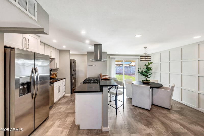 14247 37th Pl, Phoenix, AZ 85032
