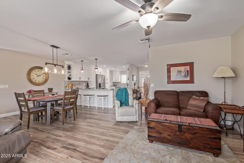 14249 Sarabande Way, Sun City, AZ 85351
