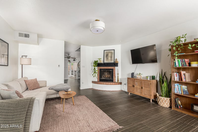 1425 Desert Cove Ave #10, Phoenix, AZ 85020