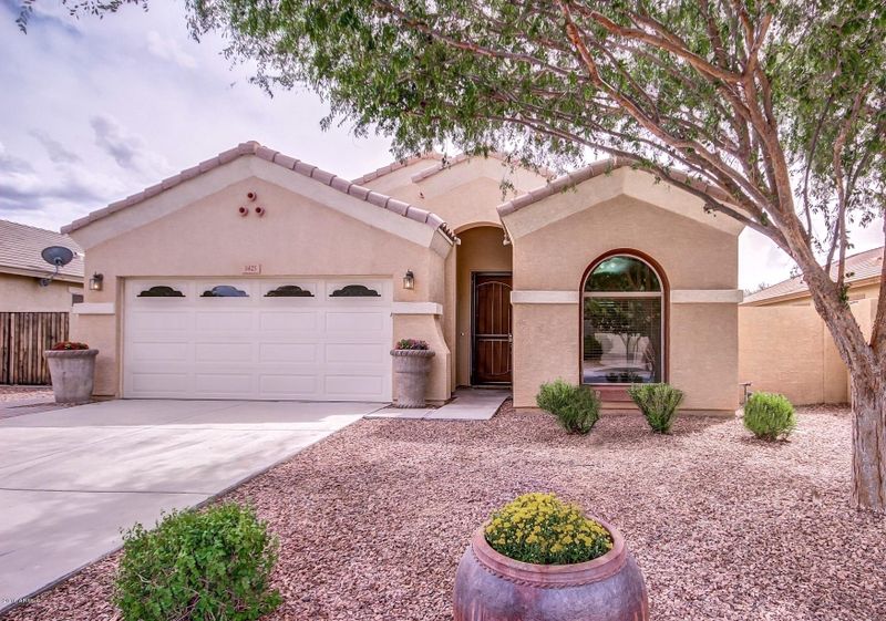 1425 E Arrowhead Trl, Gilbert, AZ 85297
