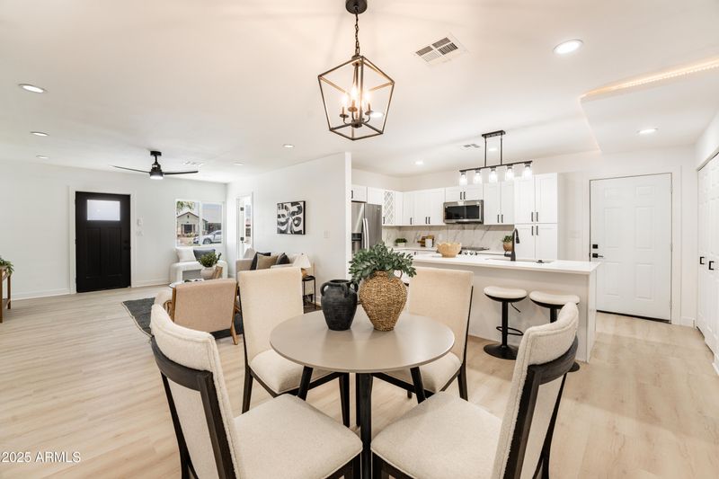 1425 E Diamond St, Phoenix, AZ 85006