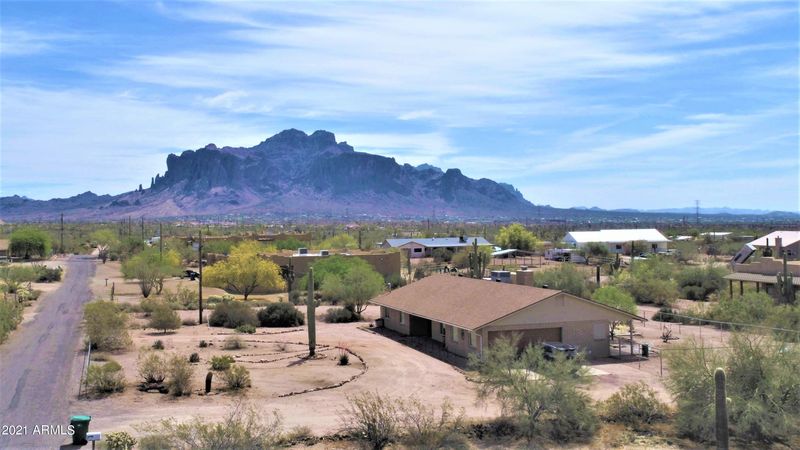 1425 E Kaniksu St, Apache Junction, AZ 85119