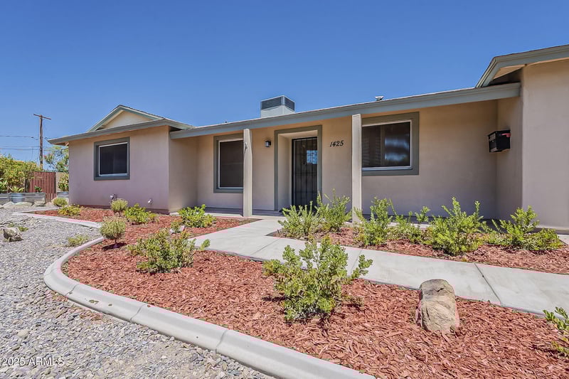 1425 Gene Ave, Tempe, AZ 85288