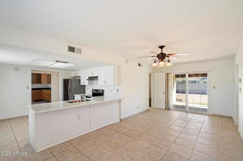 1425 Sequoia Dr, Phoenix, AZ 85027