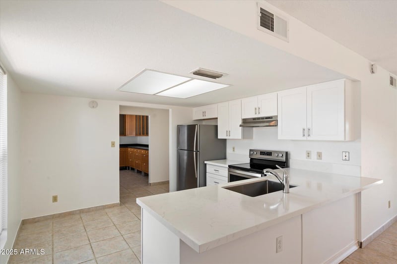 1425 Sequoia Dr, Phoenix, AZ 85027