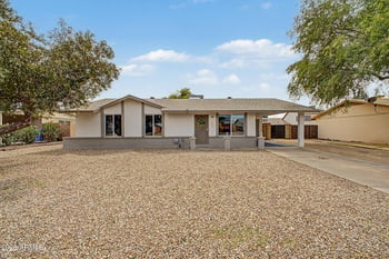 1425 Wickieup Ln, Phoenix, AZ 85027