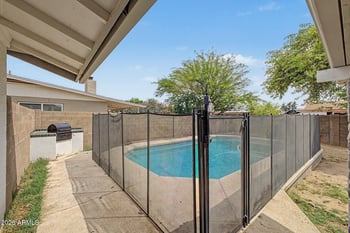 1425 Wickieup Ln, Phoenix, AZ 85027