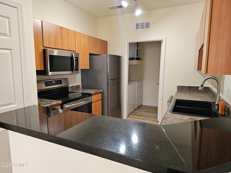 14250 Wigwam Blvd #1723, Litchfield Park, AZ 85340