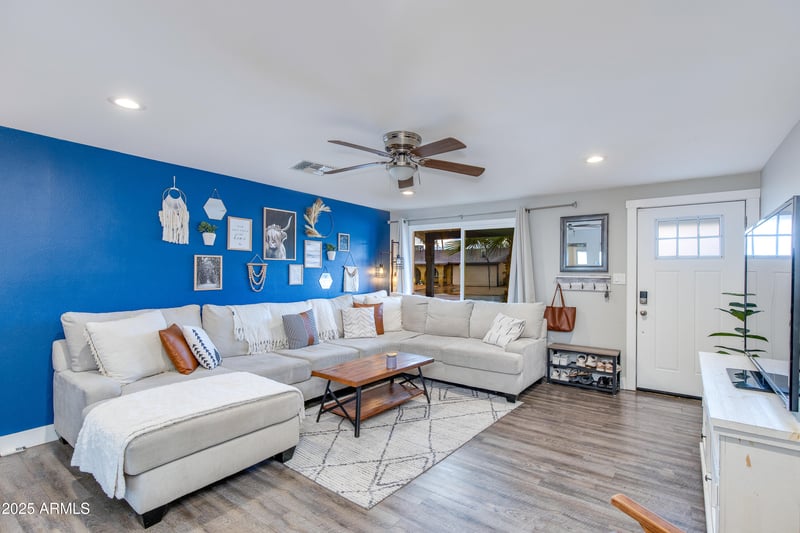 14251 37th Way, Phoenix, AZ 85032