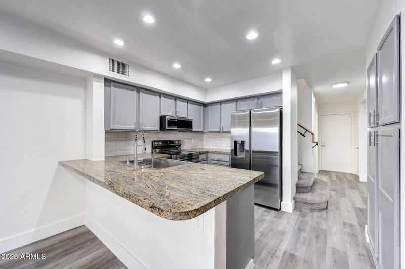 14254 23rd Pl, Phoenix, AZ 85022