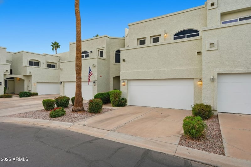 1426 Coral Reef Dr, Gilbert, AZ 85233