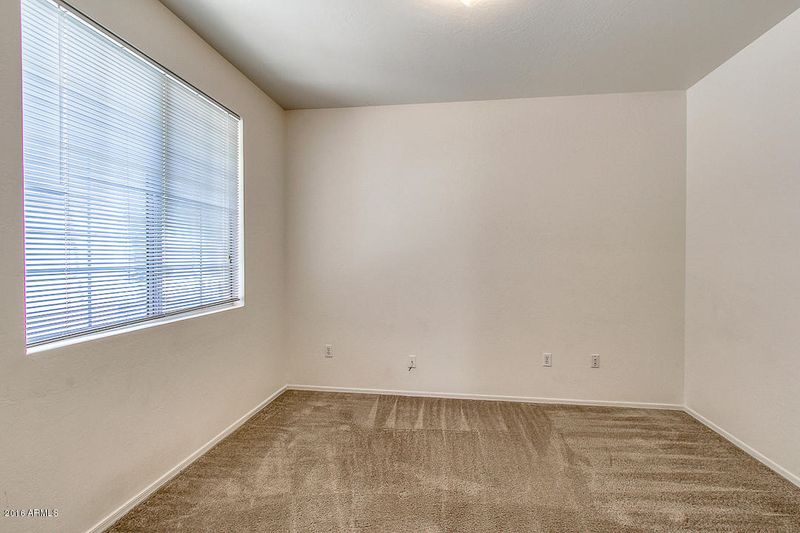 1426 E Cathedral Rock Dr, Phoenix, AZ 85048