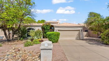 1426 E Mclellan Blvd, Phoenix, AZ 85014