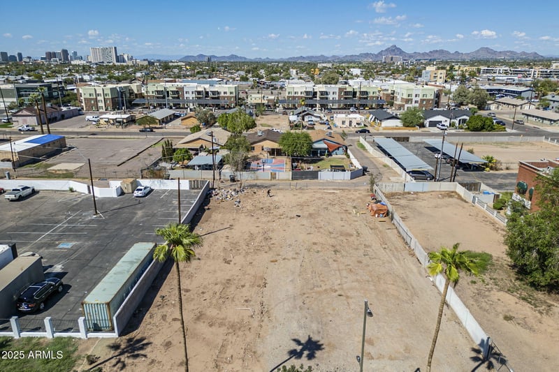 1426 Washington St #19 & 20, Phoenix, AZ 85034