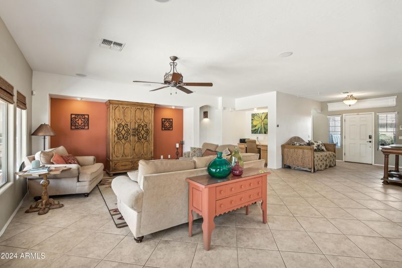 14263 N 138th Dr, Surprise, AZ 85379