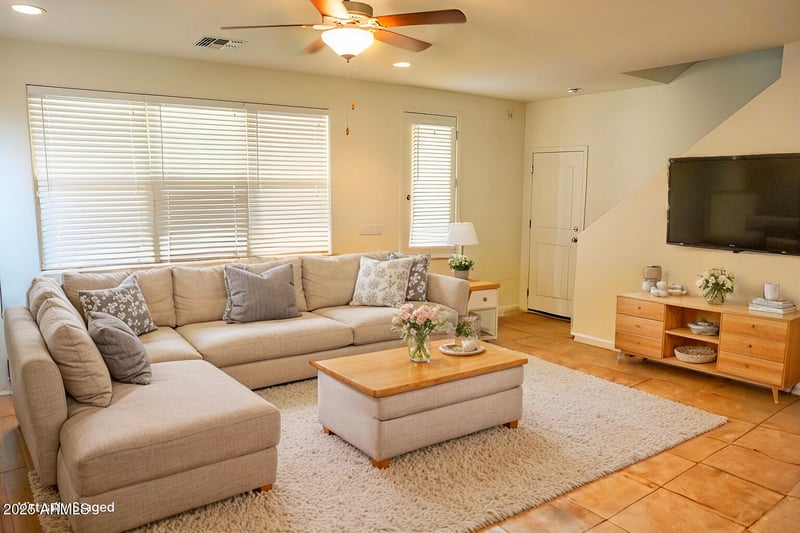 1427 Terrace Rd, Tempe, AZ 85281