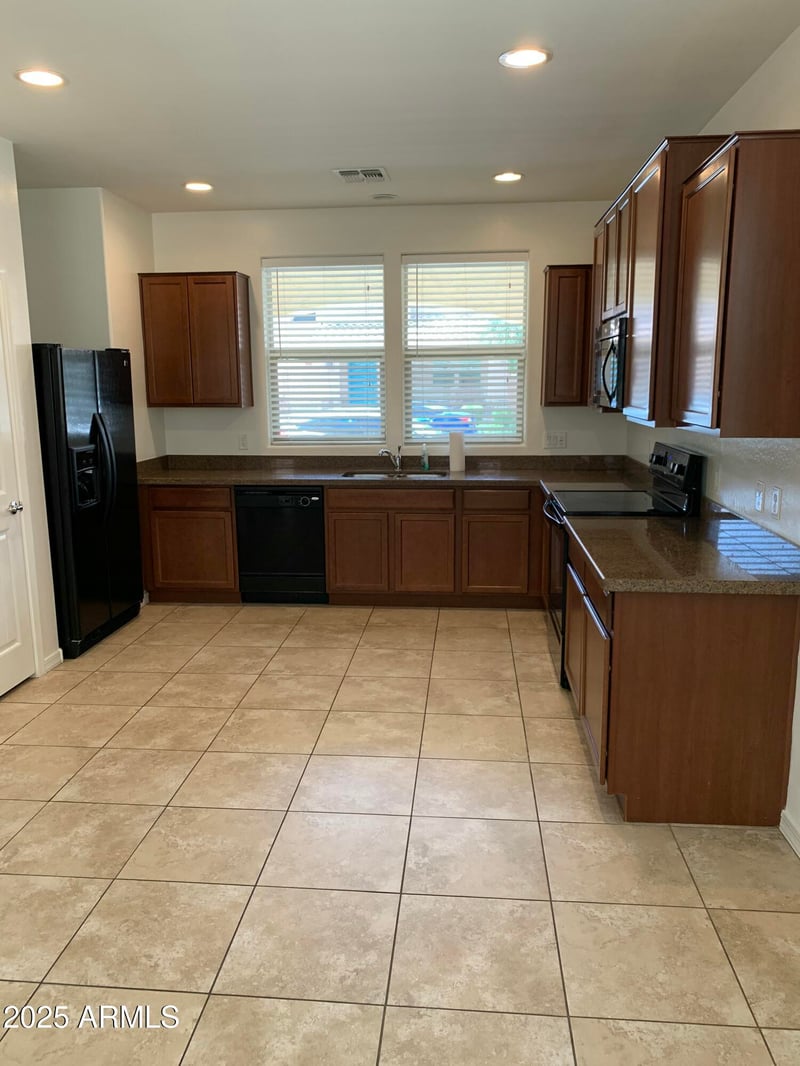 1427 Terrace Rd, Tempe, AZ 85281