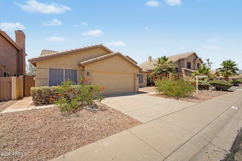 1427 W South Fork Dr, Phoenix, AZ 85045