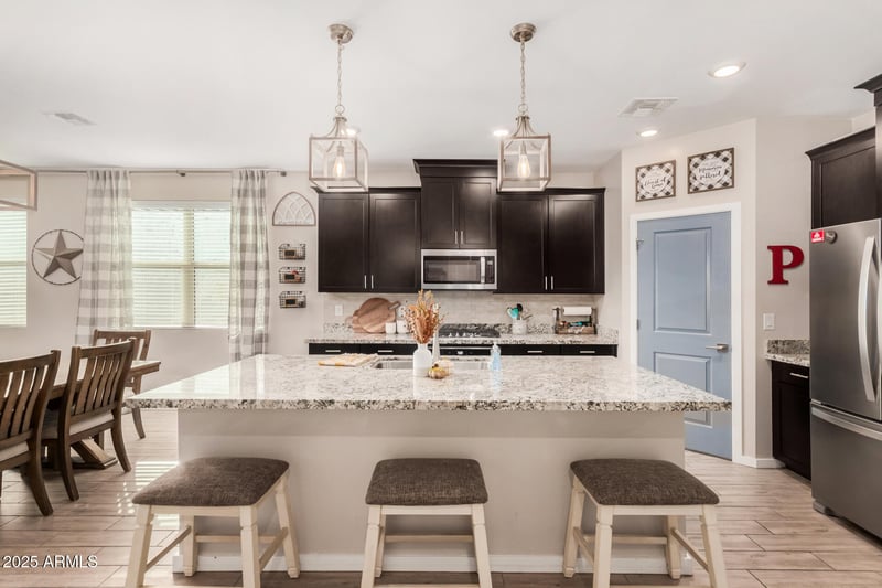 14271 Surrey Dr, Surprise, AZ 85379