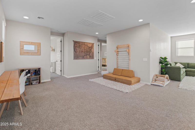 14274 Sand Hills Rd, Surprise, AZ 85387