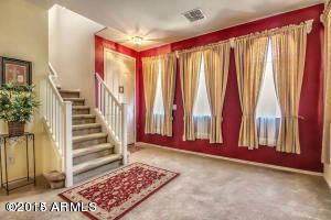 1428 E Sonrisas St, Phoenix, AZ 85040