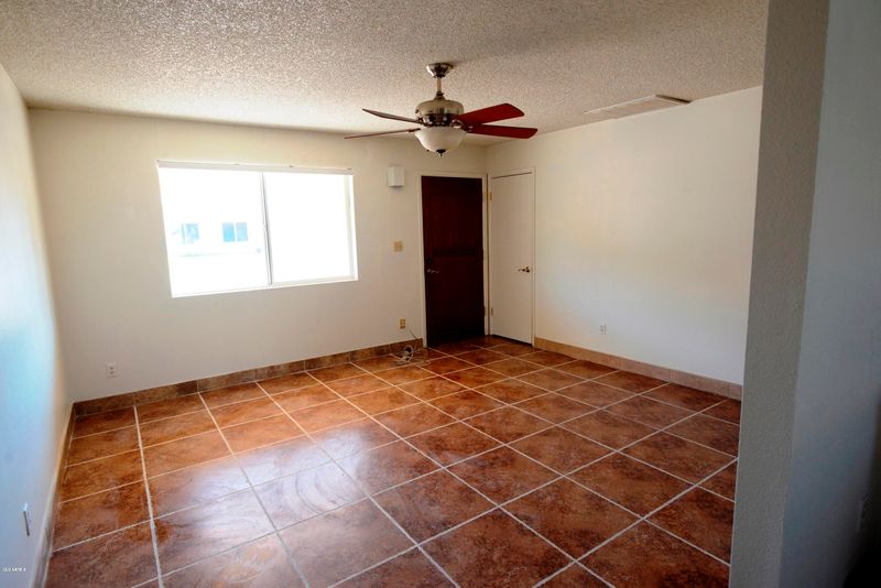 1428 E Vogel Ave E, Phoenix, AZ 85020