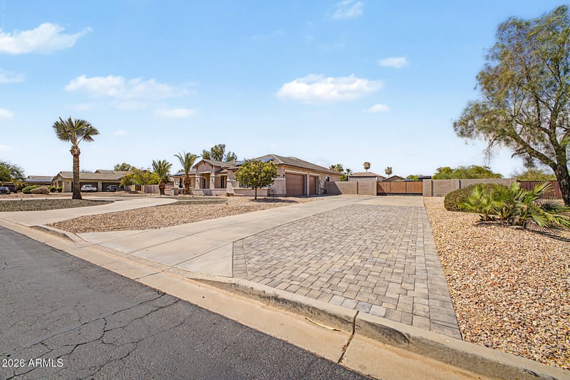 14284 W Becker Ln, Surprise, AZ 85379