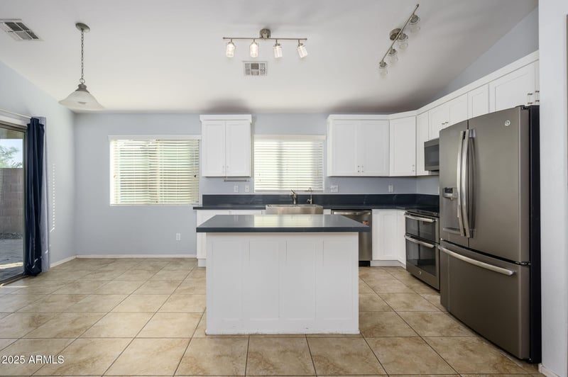 1429 237th Ln, Buckeye, AZ 85326