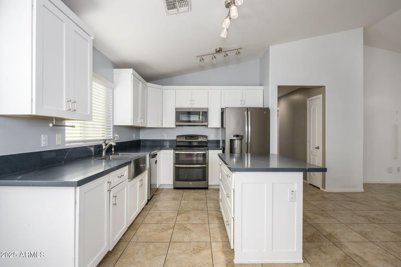 1429 237th Ln, Buckeye, AZ 85326