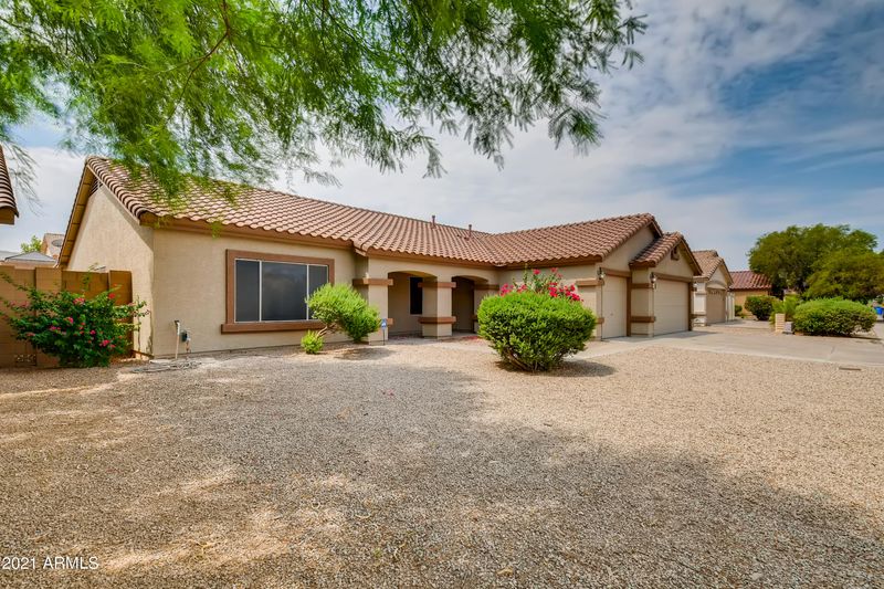 1429 E Maldonado Dr, Phoenix, AZ 85042