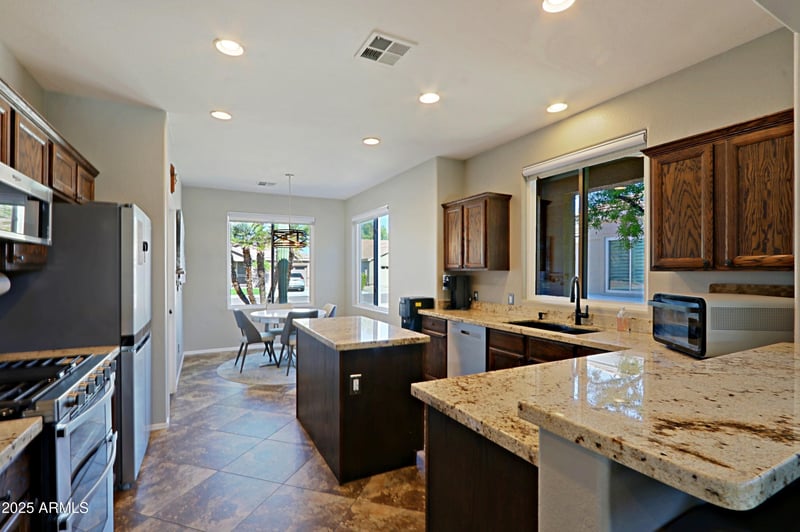 1429 Enfield Way, Chandler, AZ 85286