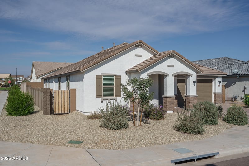 14290 Soft Wind Dr, Surprise, AZ 85387