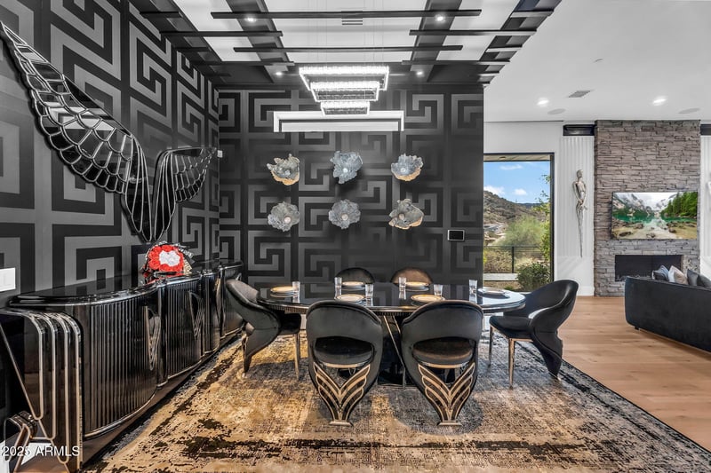14296 Kalil Dr, Scottsdale, AZ 85259